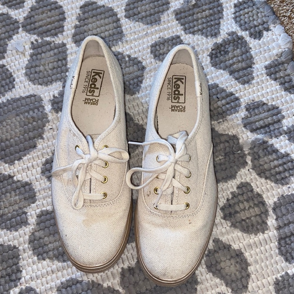 Platform keds